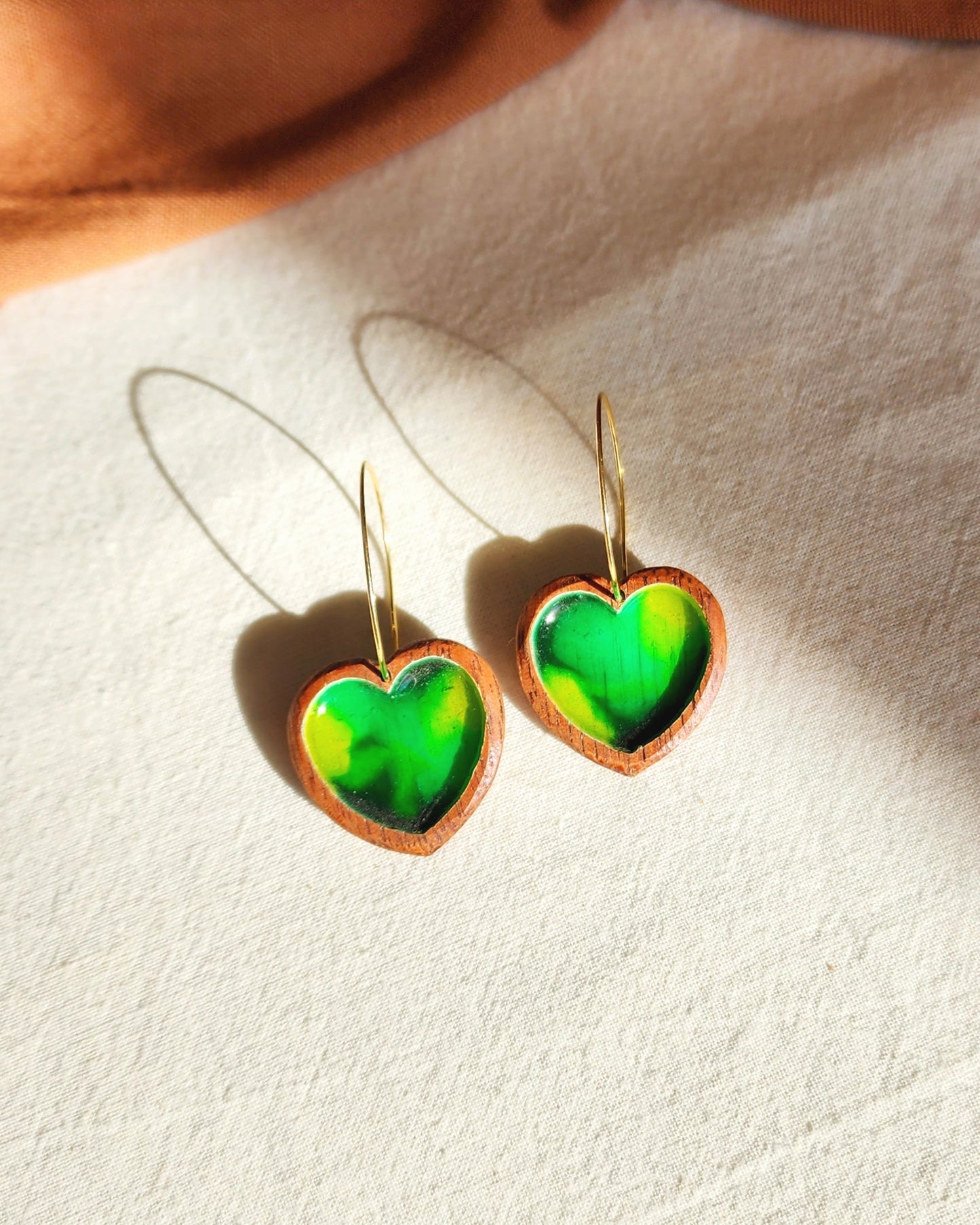 Resin Hearts - Bush
